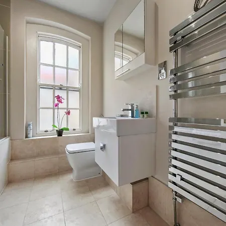 1 Bed Executive Apartment Near Liverpool Street Station Free Wifi By City Stay Aparts London Exterior photo